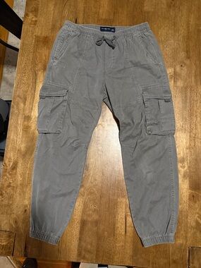 Abercrombie & Fitch Gray Cargo Jogger Pants